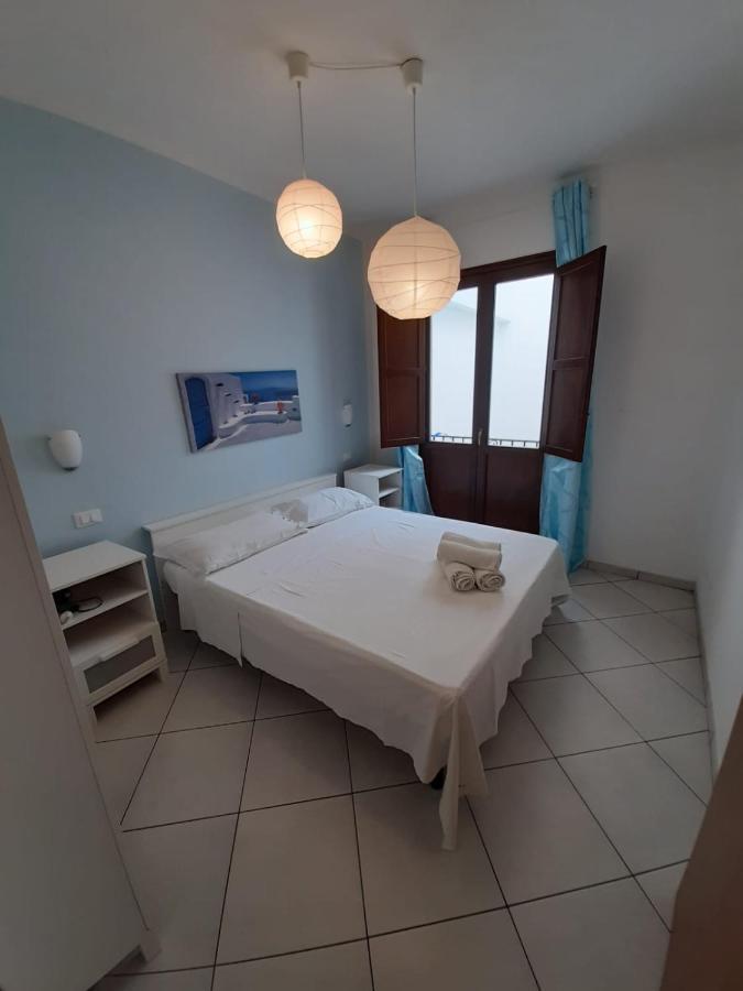 Il Cortile Di Eolo Apartment มาเรตติโม ภายนอก รูปภาพ